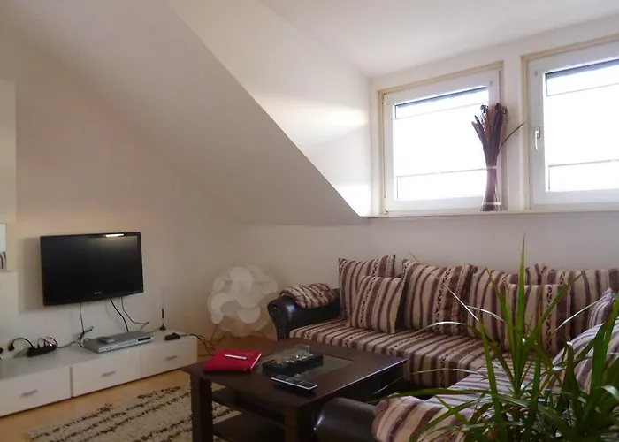 Airport Apartment